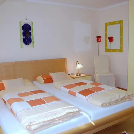 Am Alten Rathaus Apartment *